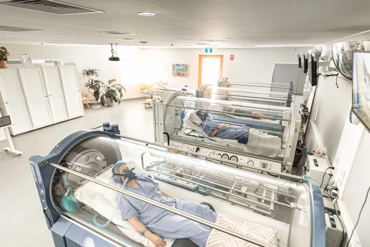 Hyperbaric oxygen therapy room at the Inspiring Choices Gold Coast clinic